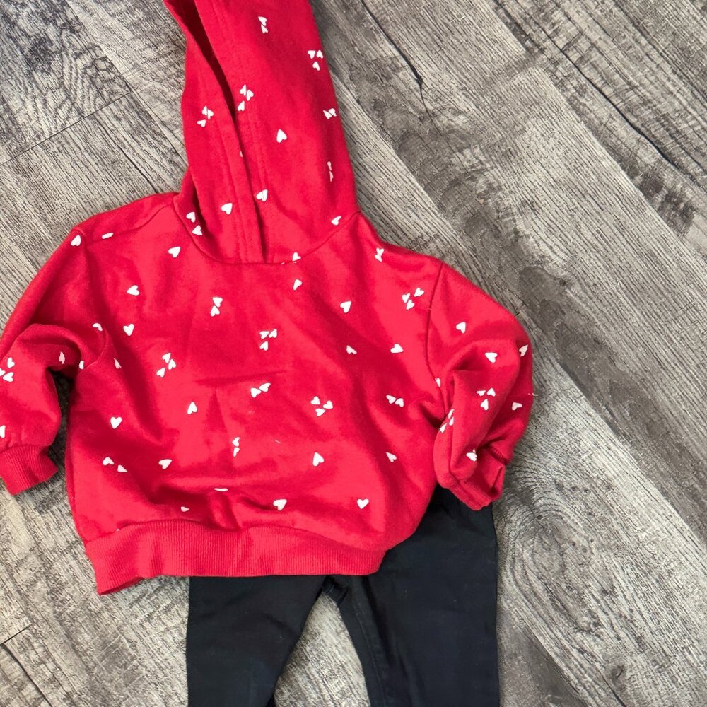 Old Navy Red Heart Hoodie & Garanimals Black jean Leggings 18–24M